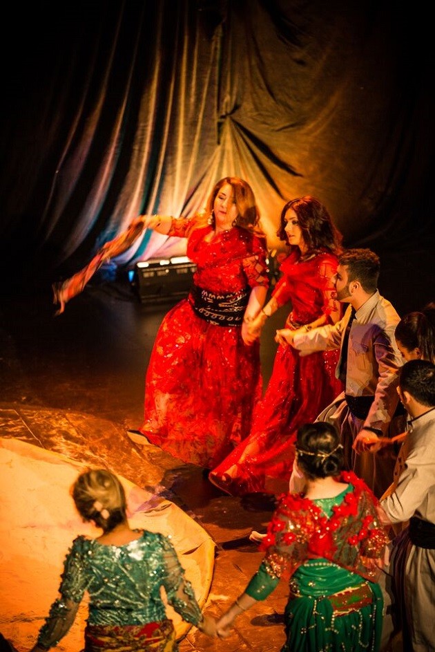 kurdish community dancers