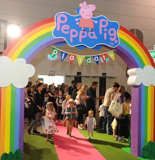 Peppa Pig Playdate Rainbow