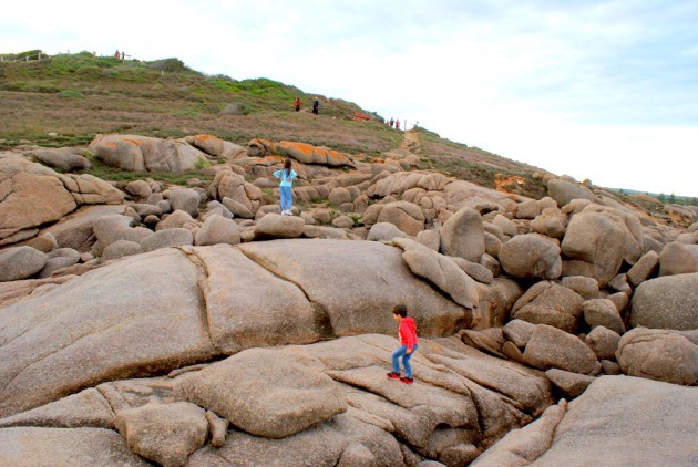 Port Elliot: Horseshoe Bay over rocks