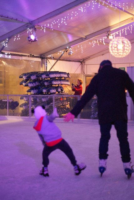 ice skating glenelg skates