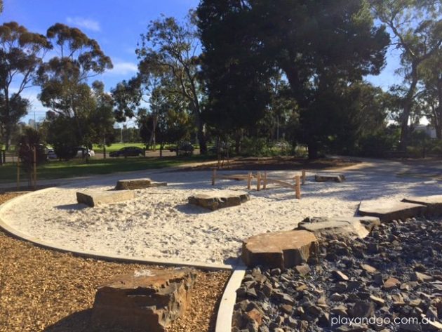 north-adelaide-playspace-sandpit