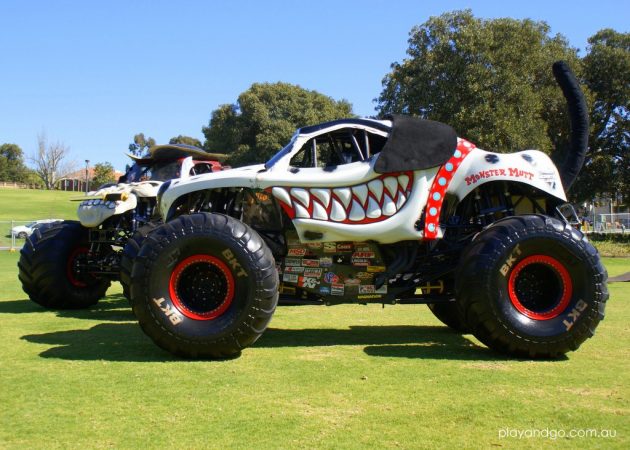 Monster Jam Monster Mutt