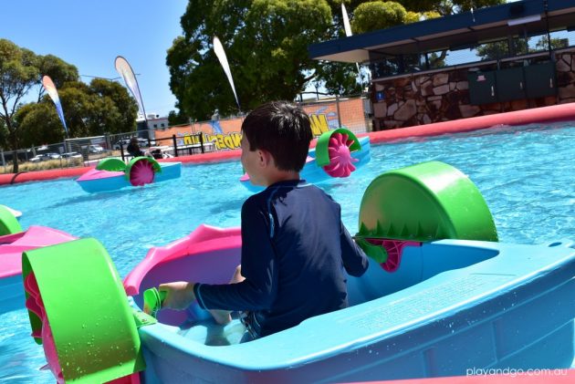 water-wonderland paddle boats