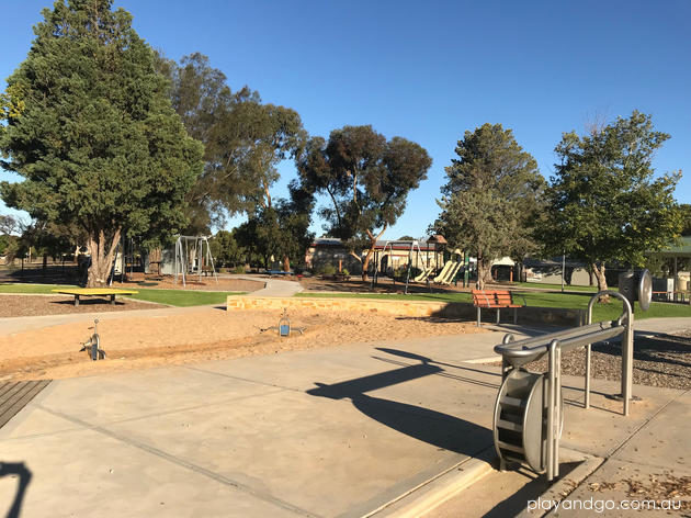 Loxton Playground water play pump