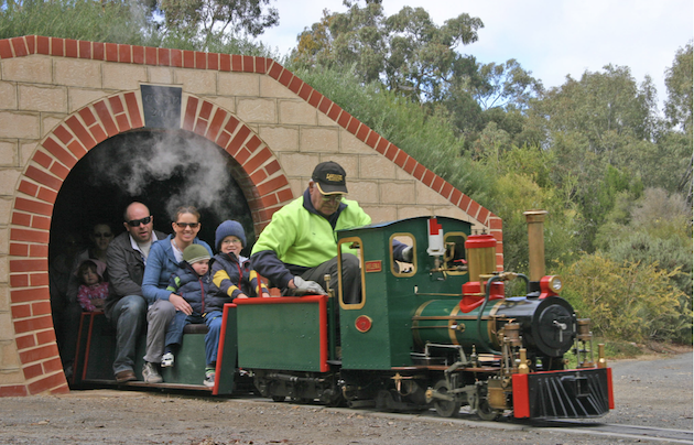 Train Rides in Adelaide - Clare Valley Model Engineers 