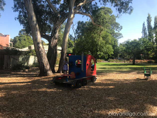 Knightsbridge Reserve Leabrook Playground Review by Susannah Marks