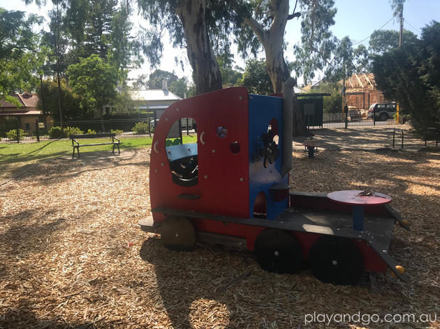 Knightsbridge Reserve Leabrook Playground Review by Susannah Marks