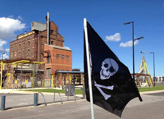 pirates of port adelaide flag