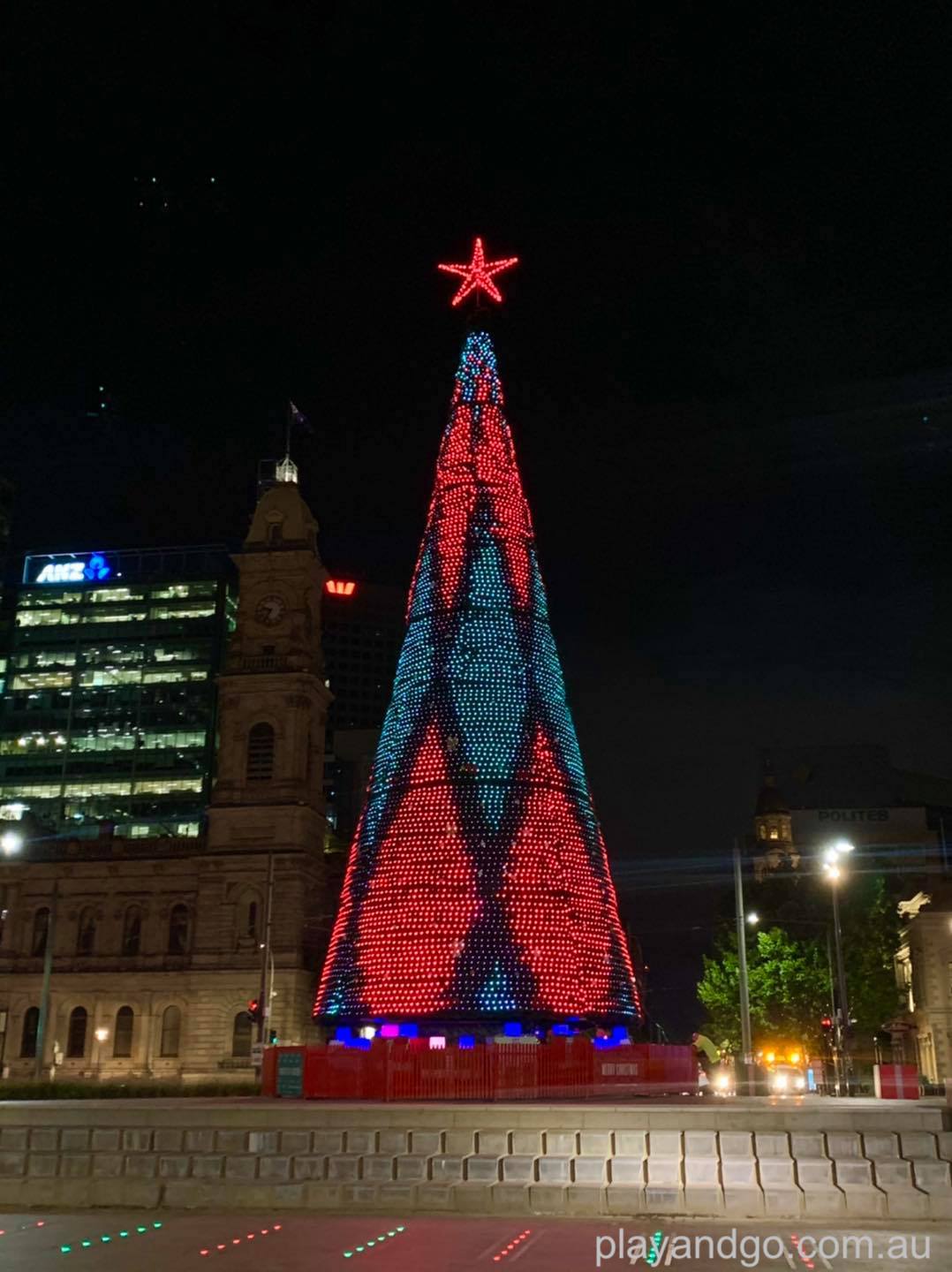 The Giant Christmas Tree Victoria Square/Tarntanyangga Adelaide Play & Go AdelaidePlay