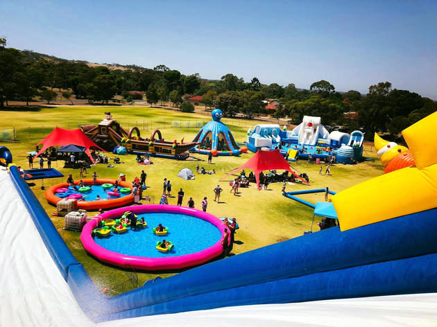 splash n bounce inflatable water park