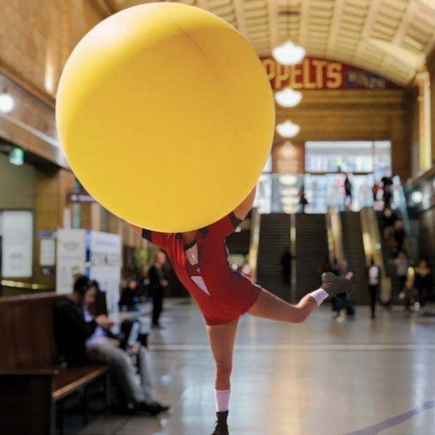 fringe at adelaide railway station