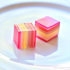 Rainbow layer Jelly Squares Pink