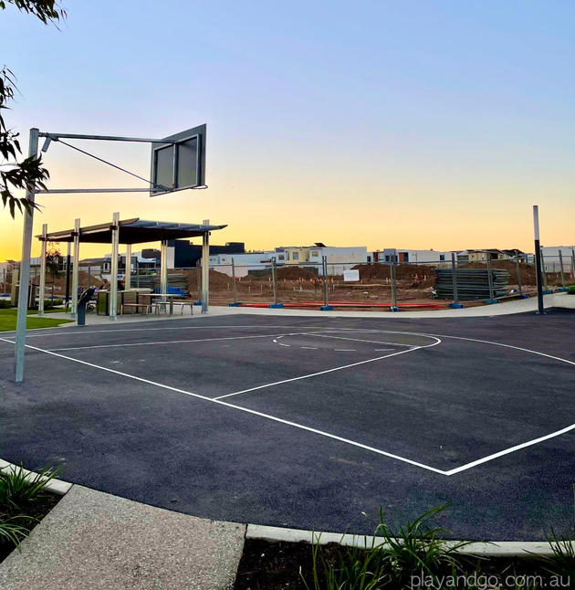 Lightsview Playground basketball court