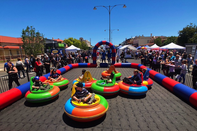 Semaphore Street Fair 