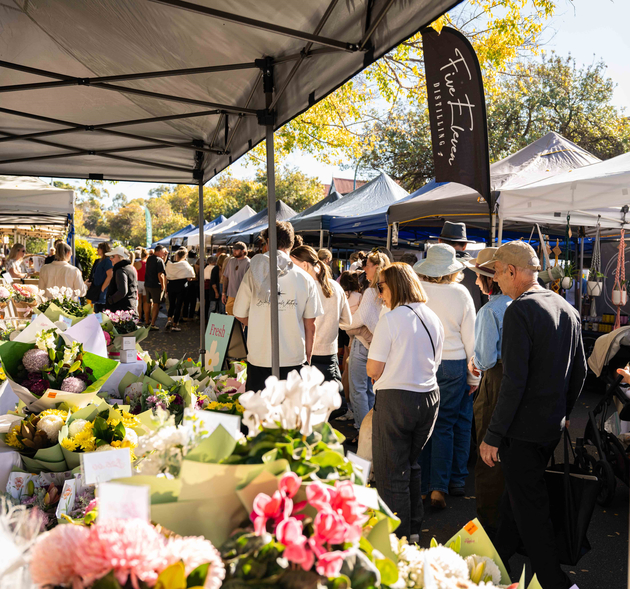 Meander Market
