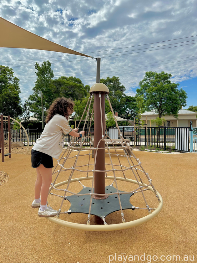 st morris reserve playground