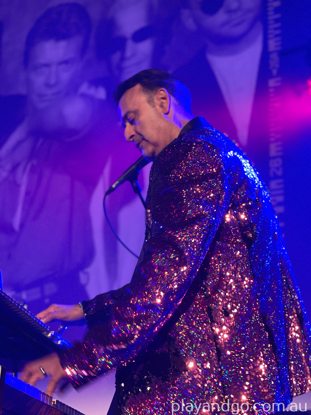 David Bowie tribute show - Ashes to Ashes