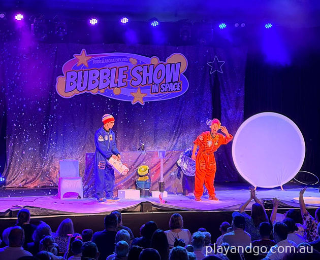 The Bubble Show in Space