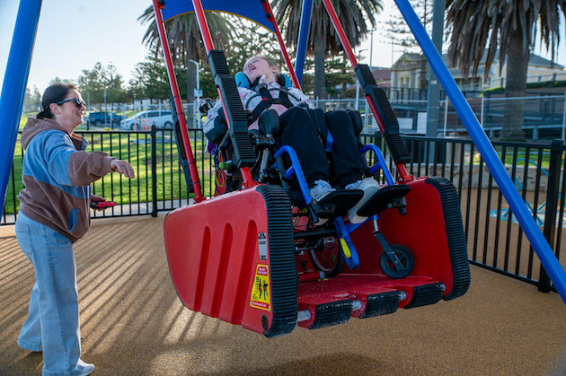 Semaphore Foreshore North Crab Playground, Liberty Swing