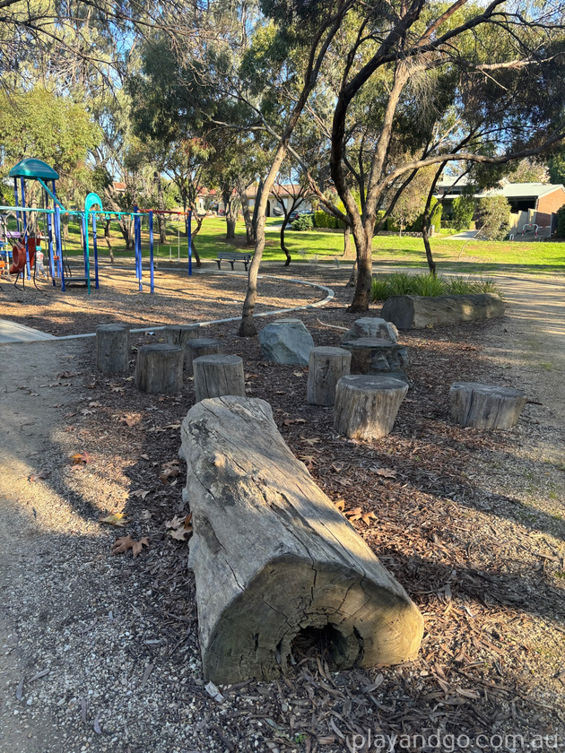 solandra nature play