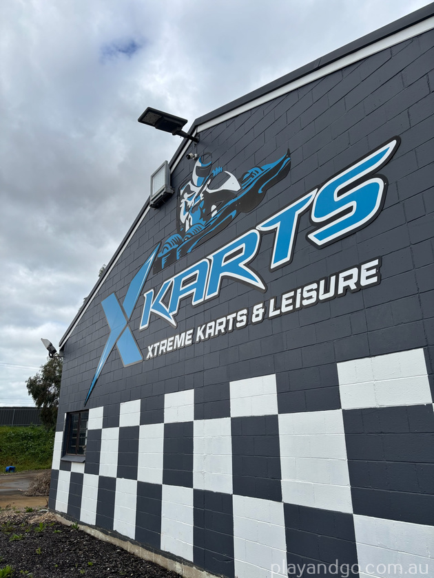 x karts signage