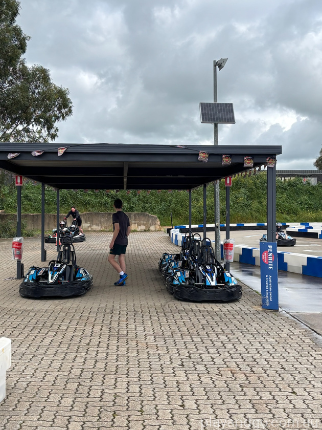 x karts go karting