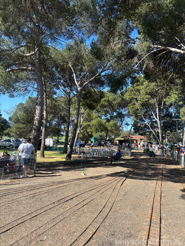 setting at Roseworthy rail