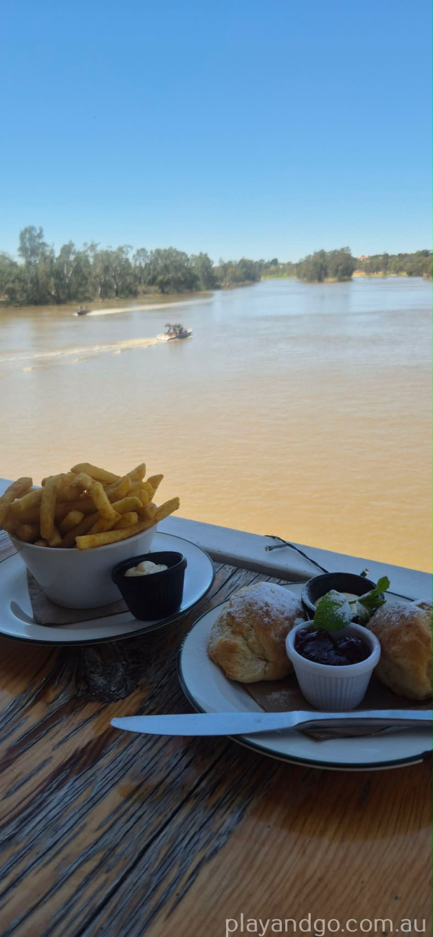 river views Loxton cafe fruit packers